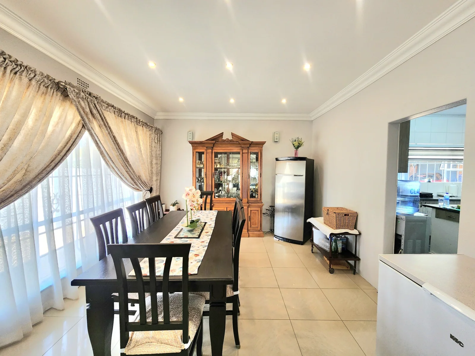 SPACE. SECURITY. VERSATILITY. A HOME THAT JUST WORKS.