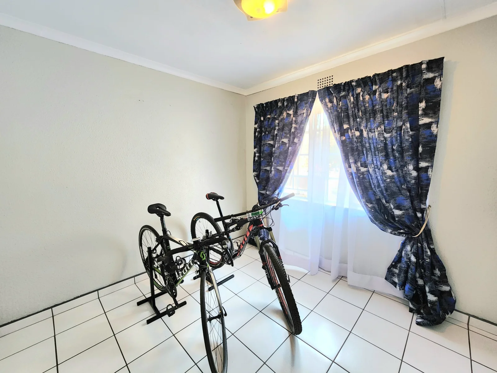 A RARE GEM IN ATLASVILLE — BEAUTY, TRANQUILLITY & EASY LIVING.