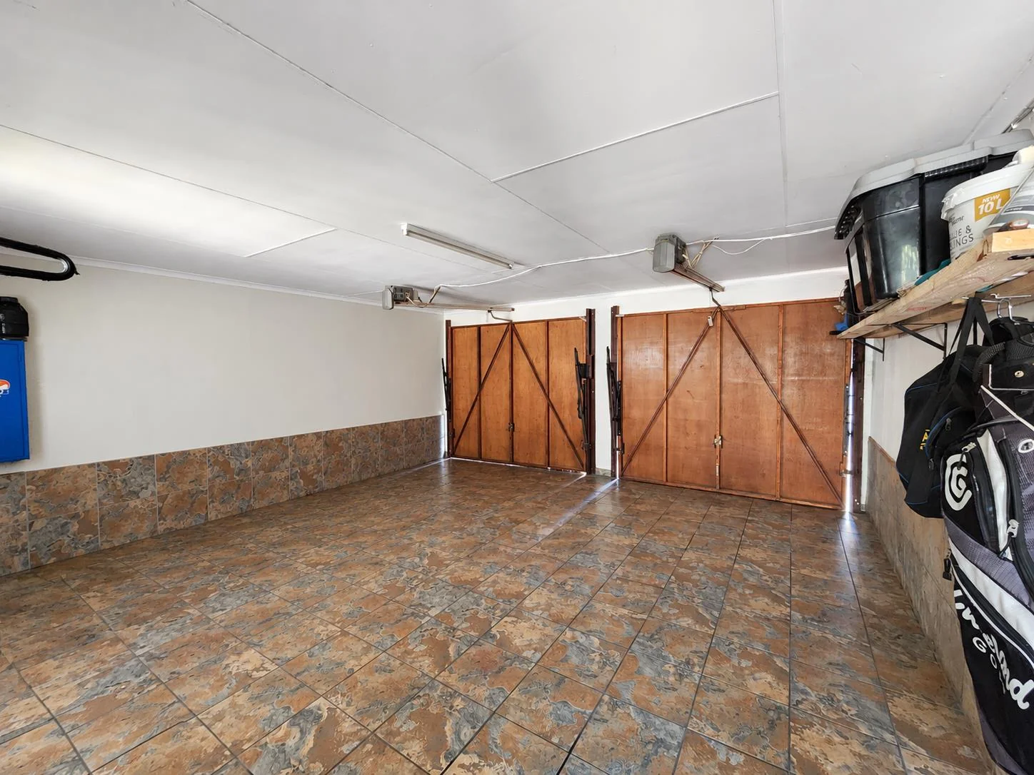 A RARE GEM IN ATLASVILLE — BEAUTY, TRANQUILLITY & EASY LIVING.
