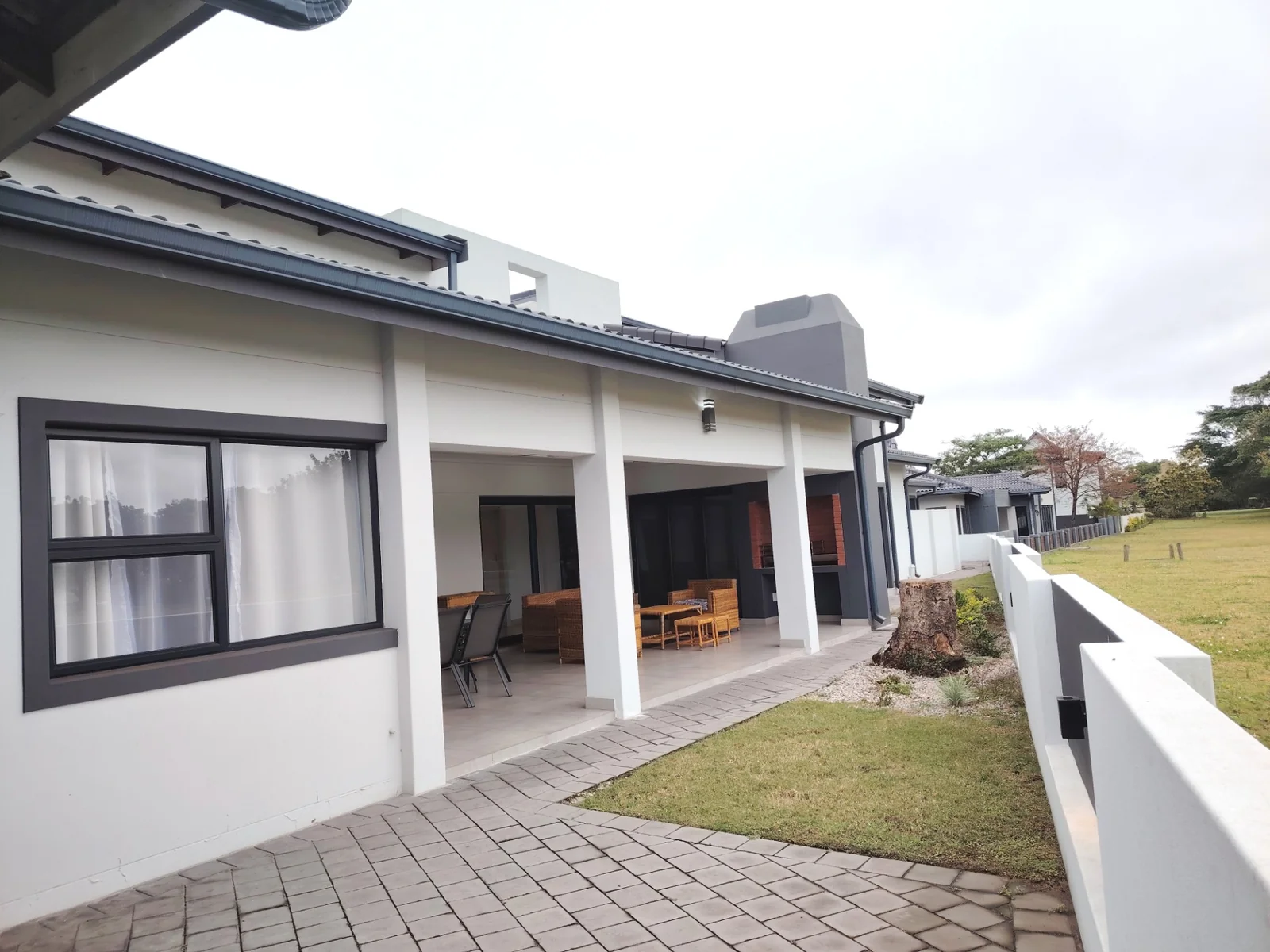 Golf Course Views, Zero Stairs, Modern Living — Mzingazi Golf Estate