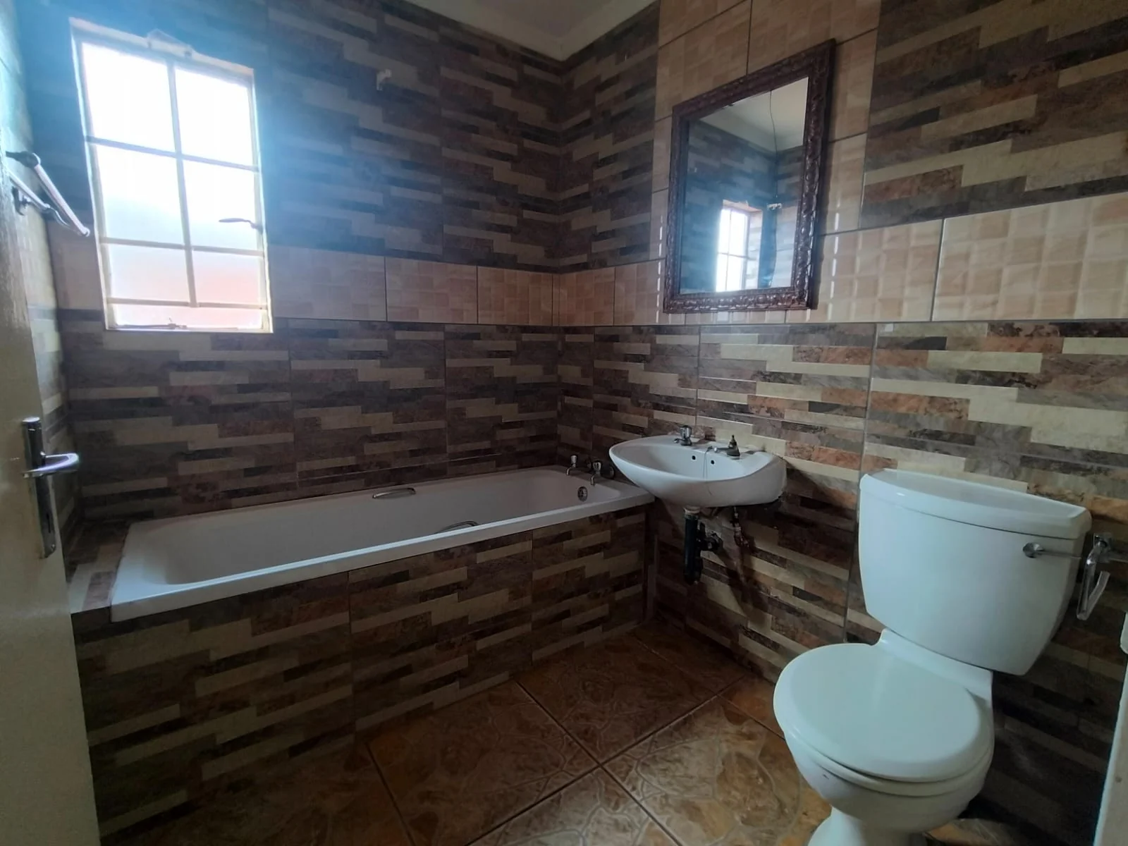 House To Rent In Kathu