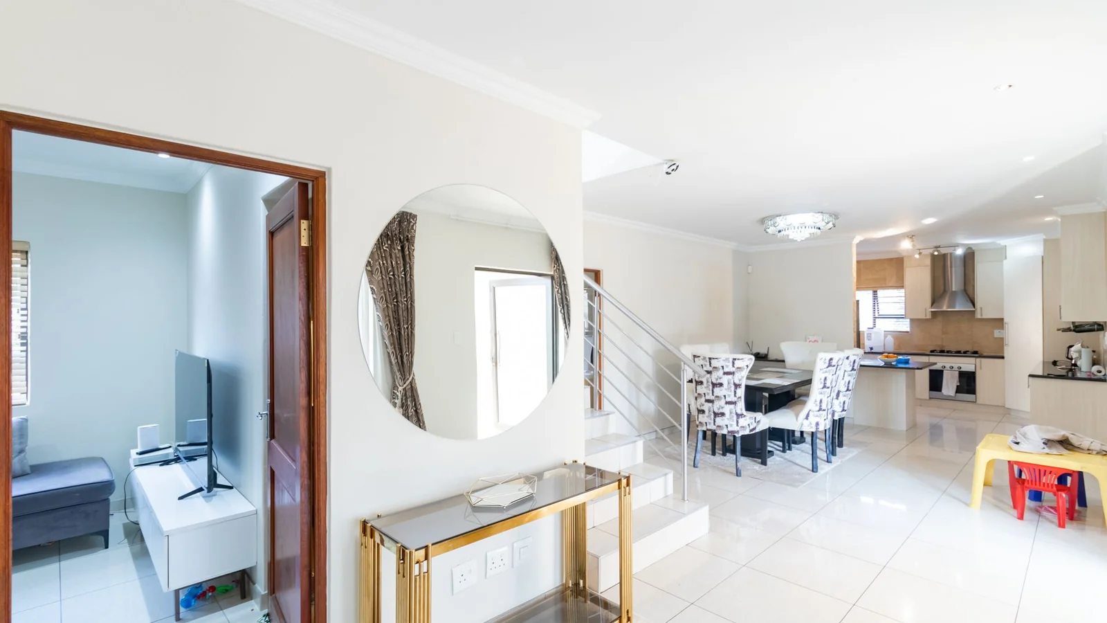 Modern Family Luxury Awaits – Double-Storey Corner Home for Sale in Secure Summerfield Estate, Kosmosdal