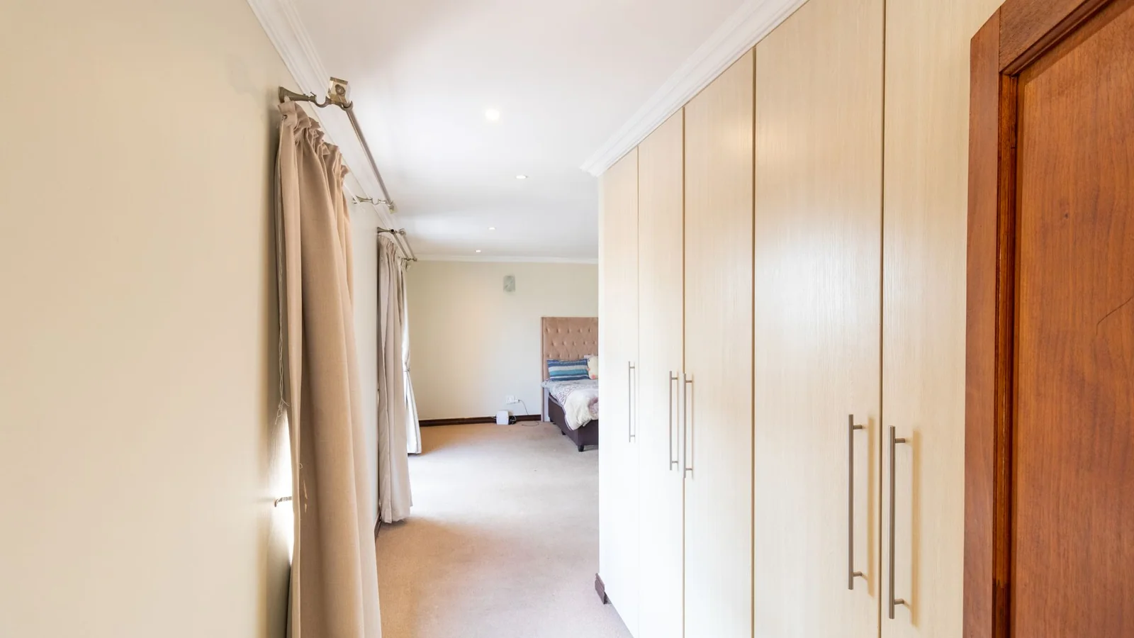 Modern Family Luxury Awaits – Double-Storey Corner Home for Sale in Secure Summerfield Estate, Kosmosdal