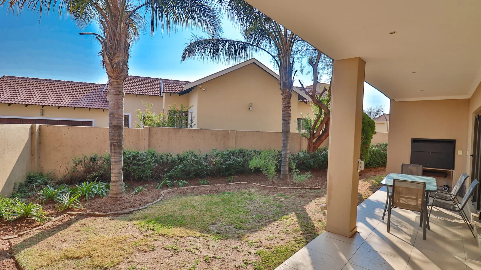 Modern Family Luxury Awaits – Double-Storey Corner Home for Sale in Secure Summerfield Estate, Kosmosdal