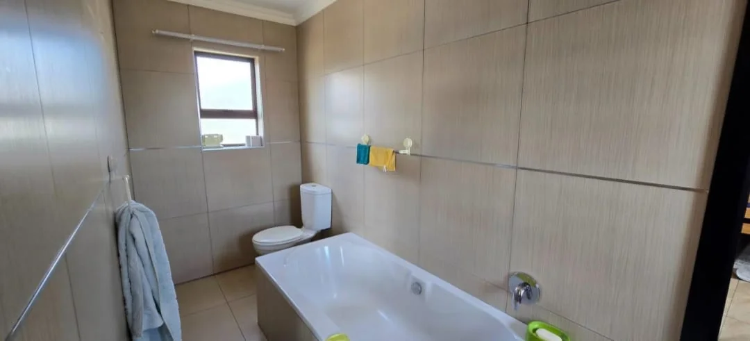 4 Bedroom, 3 bath, 2 shower & 4 toilets, double garage with access to private garden in secure, upmarket complex.  Available immediately!