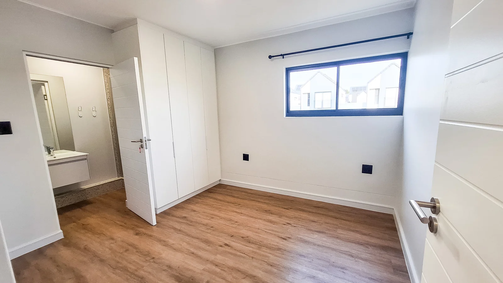 Brand-New 1-Bedroom north-facing corner unit at Newinbosch Estate for 1 Nov 2026