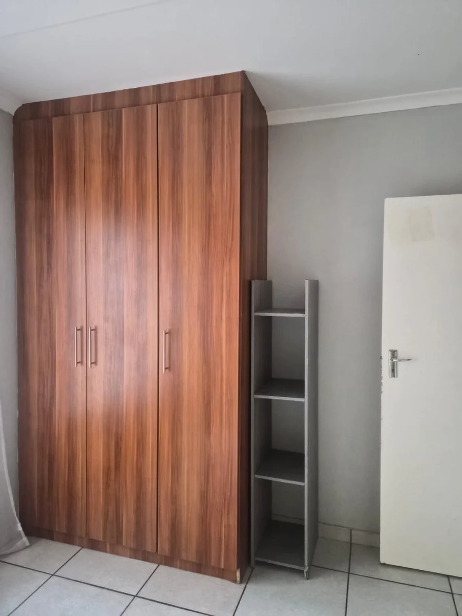 House for Rent, Waterkloof East