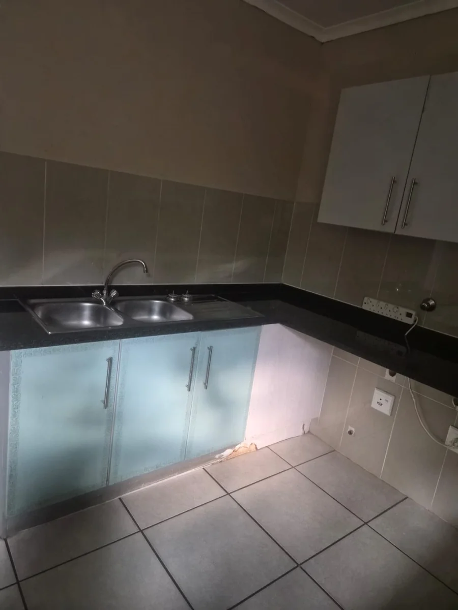 House for Rent, Waterkloof East