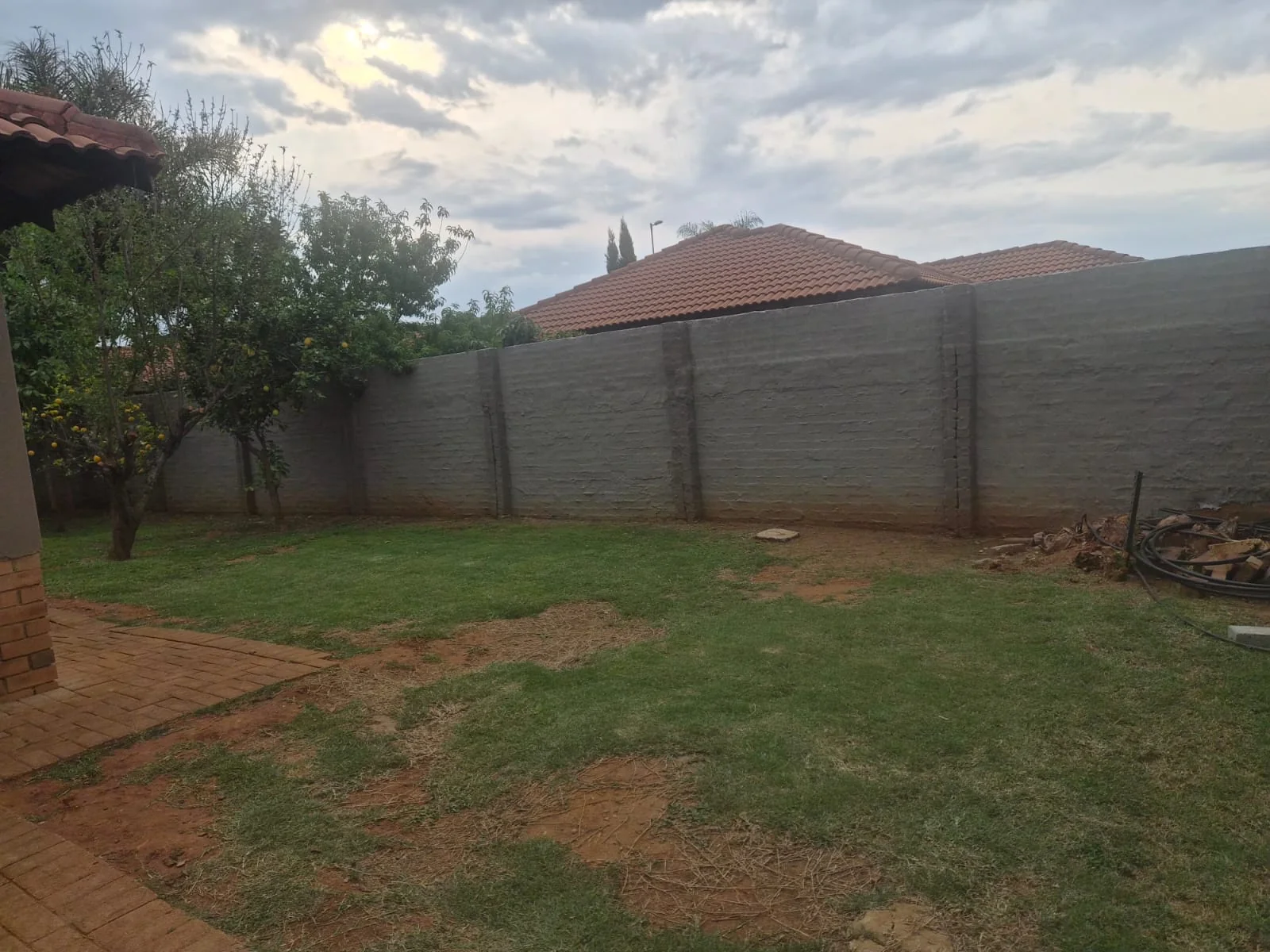 House for Rent, Waterkloof East