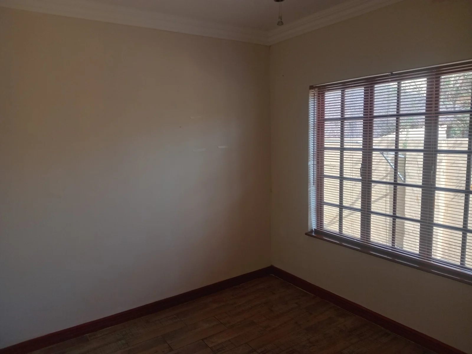 A decent  3 bed, 2 bath double story , in Sagewood, Midrand.