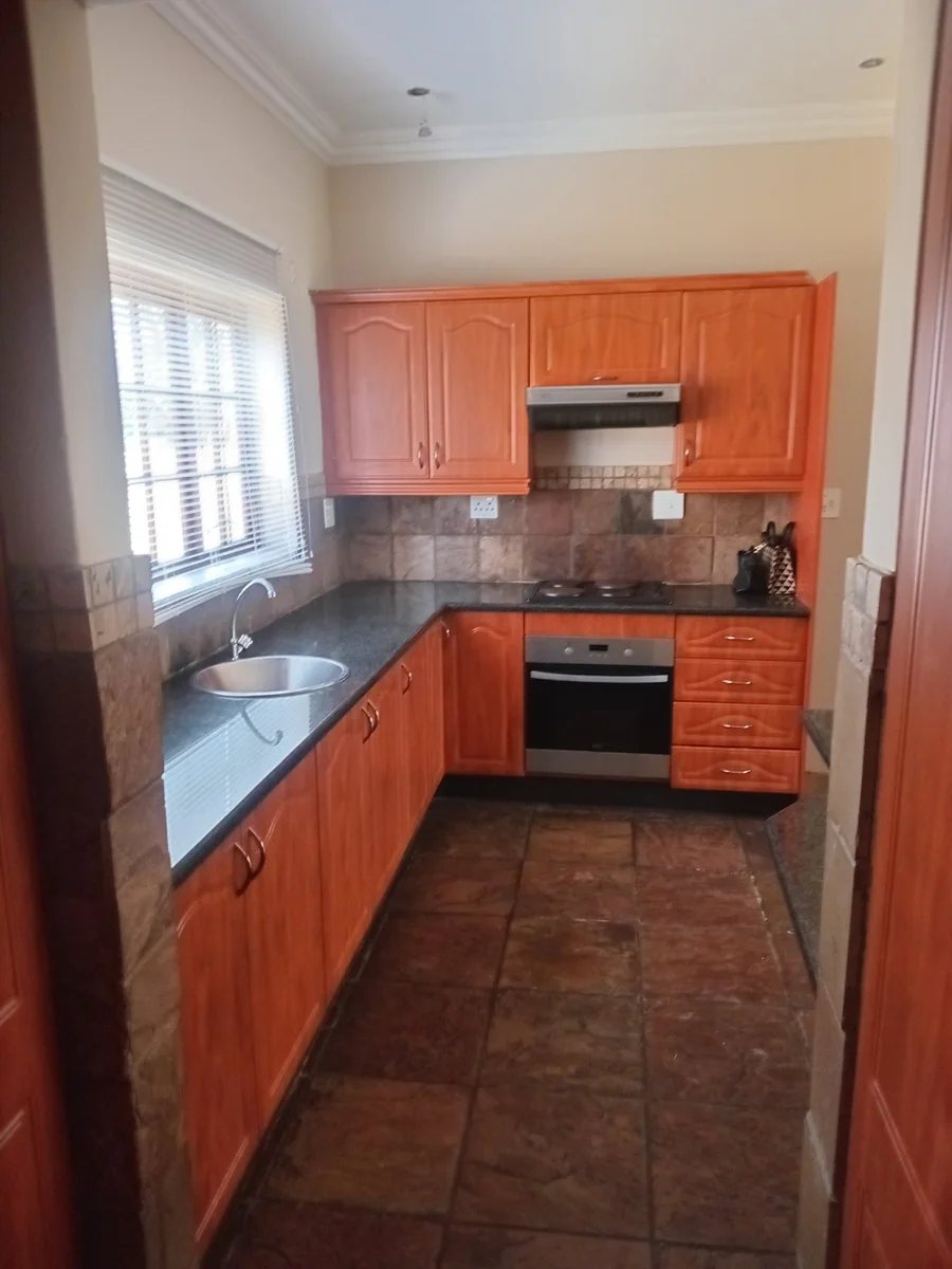 A decent  3 bed, 2 bath double story , in Sagewood, Midrand.