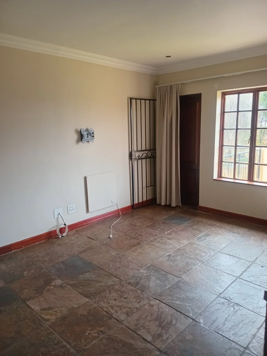 A decent  3 bed, 2 bath double story , in Sagewood, Midrand.
