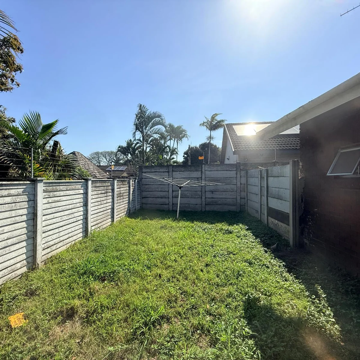 Spacious 4-Bedroom Home with Flatlet Near College Campus