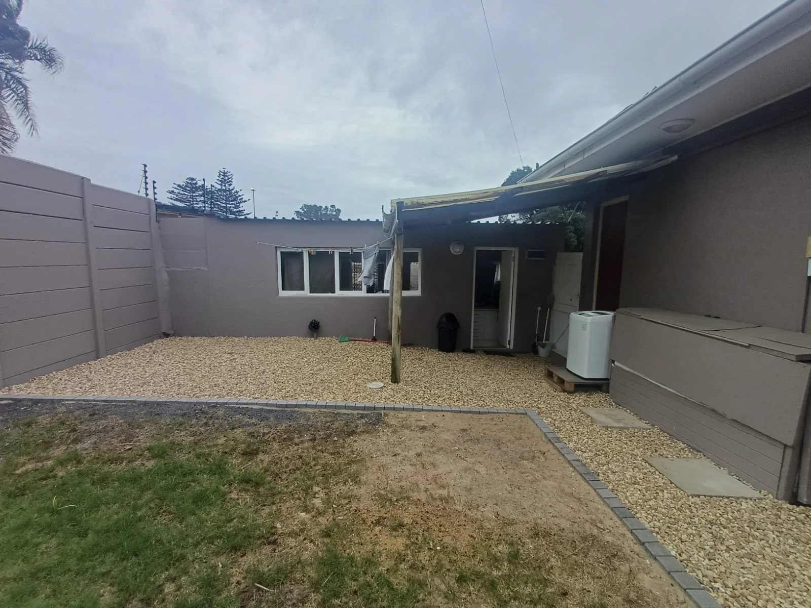 Neat Garden cottage to rent in Milnerton - Separate entrance