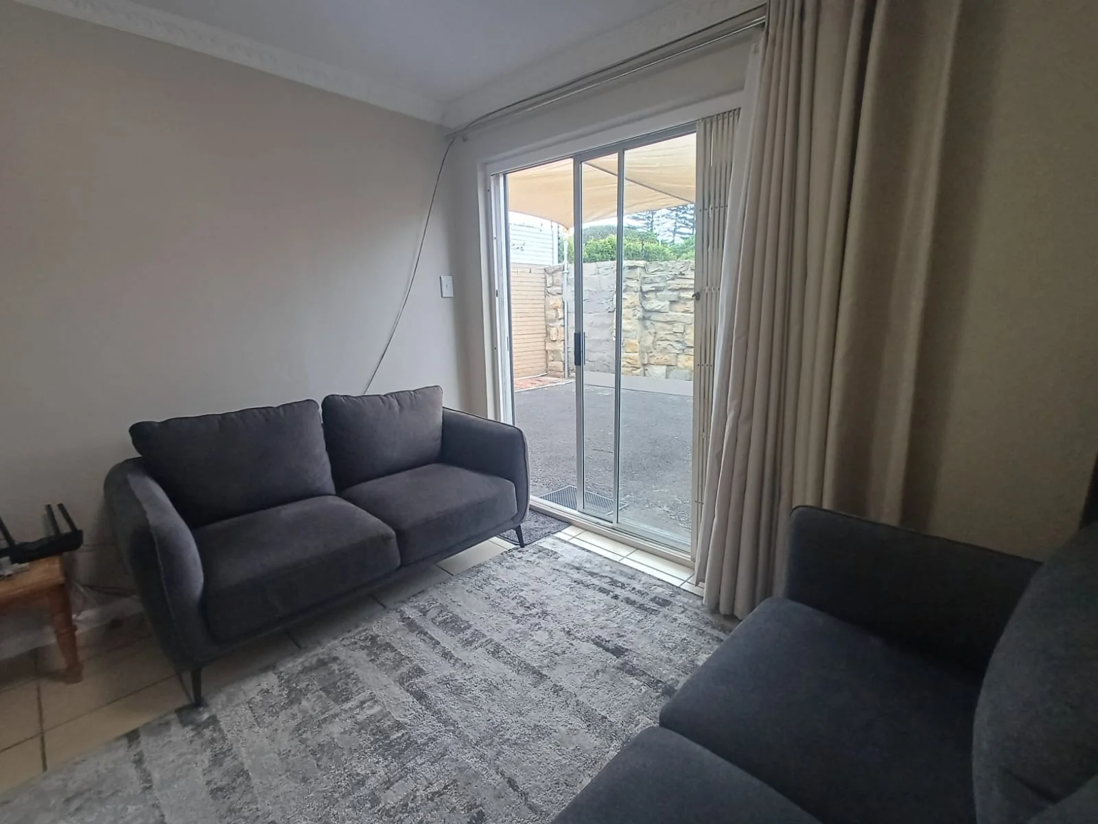 Neat Garden cottage to rent in Milnerton - Separate entrance
