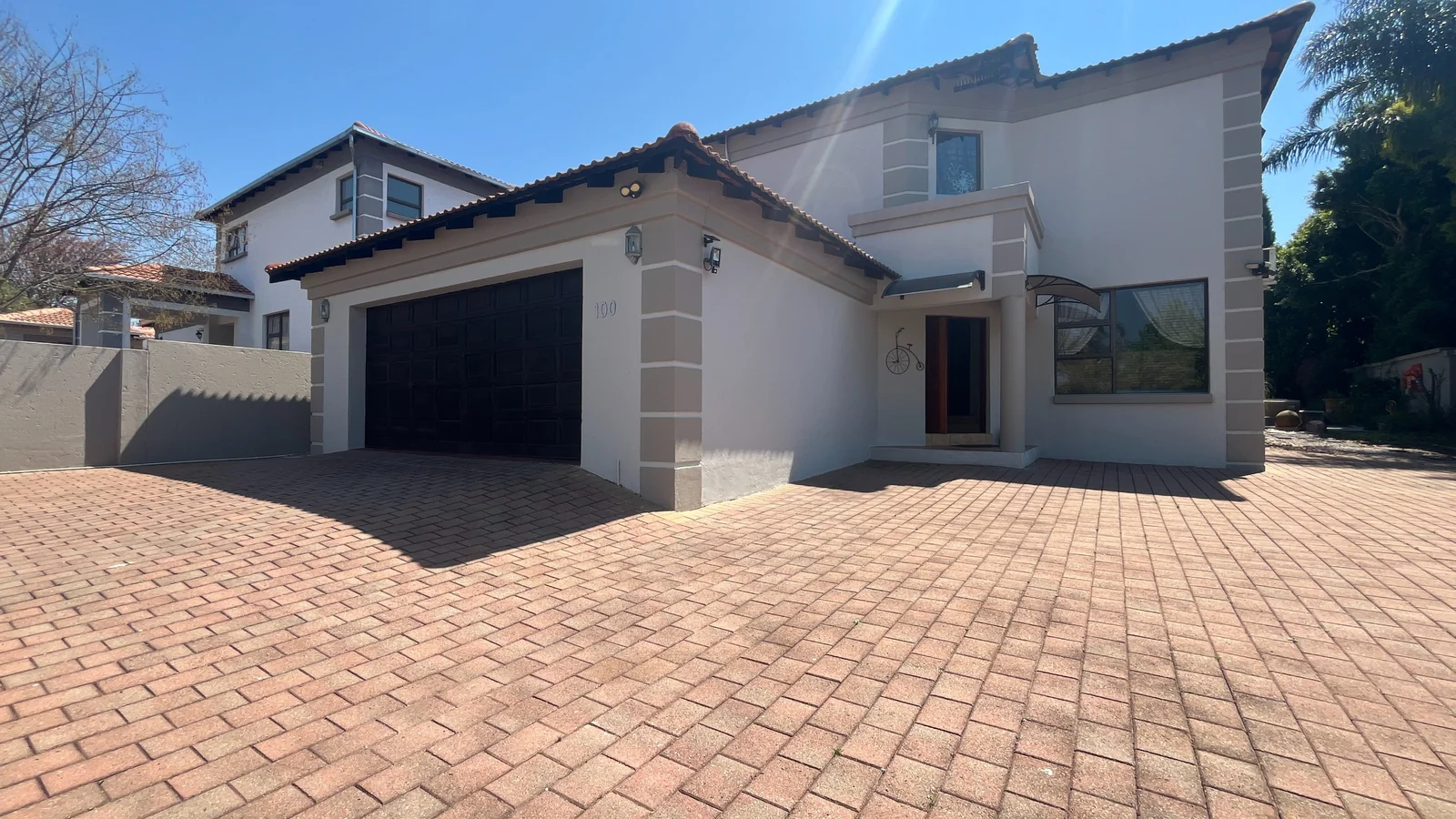 4 Bedroom Home for Exceptional Family Living in Willowbrook Estate
