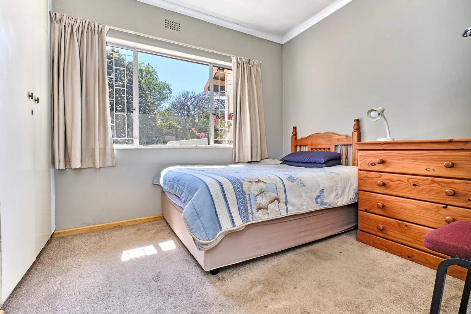 3 Bedroom, 2 Bathroom Home for Sale in Weltevreden Park