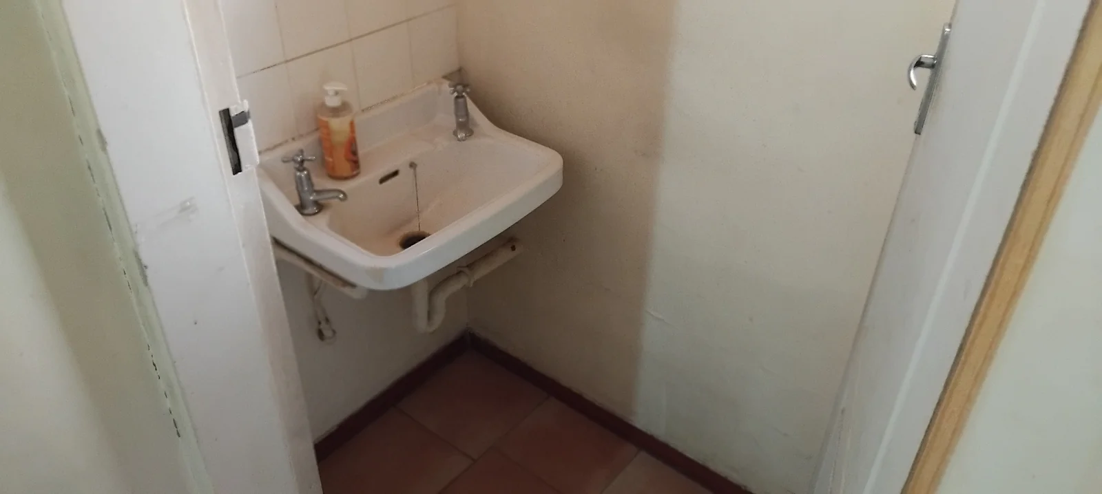 Prime 5-Bedroom Property in Polokwane Central – Residential or Business Opportunity!
