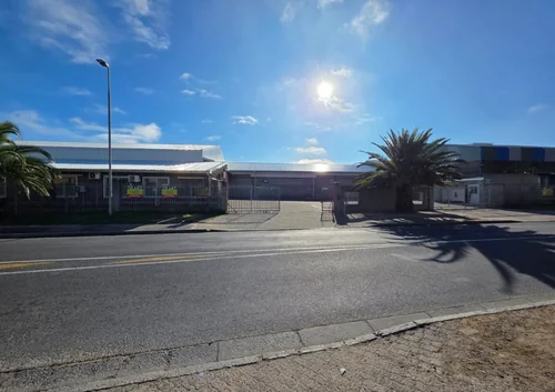Unit 2 at 1 Killarney, Killarney Gardens, Milnerton