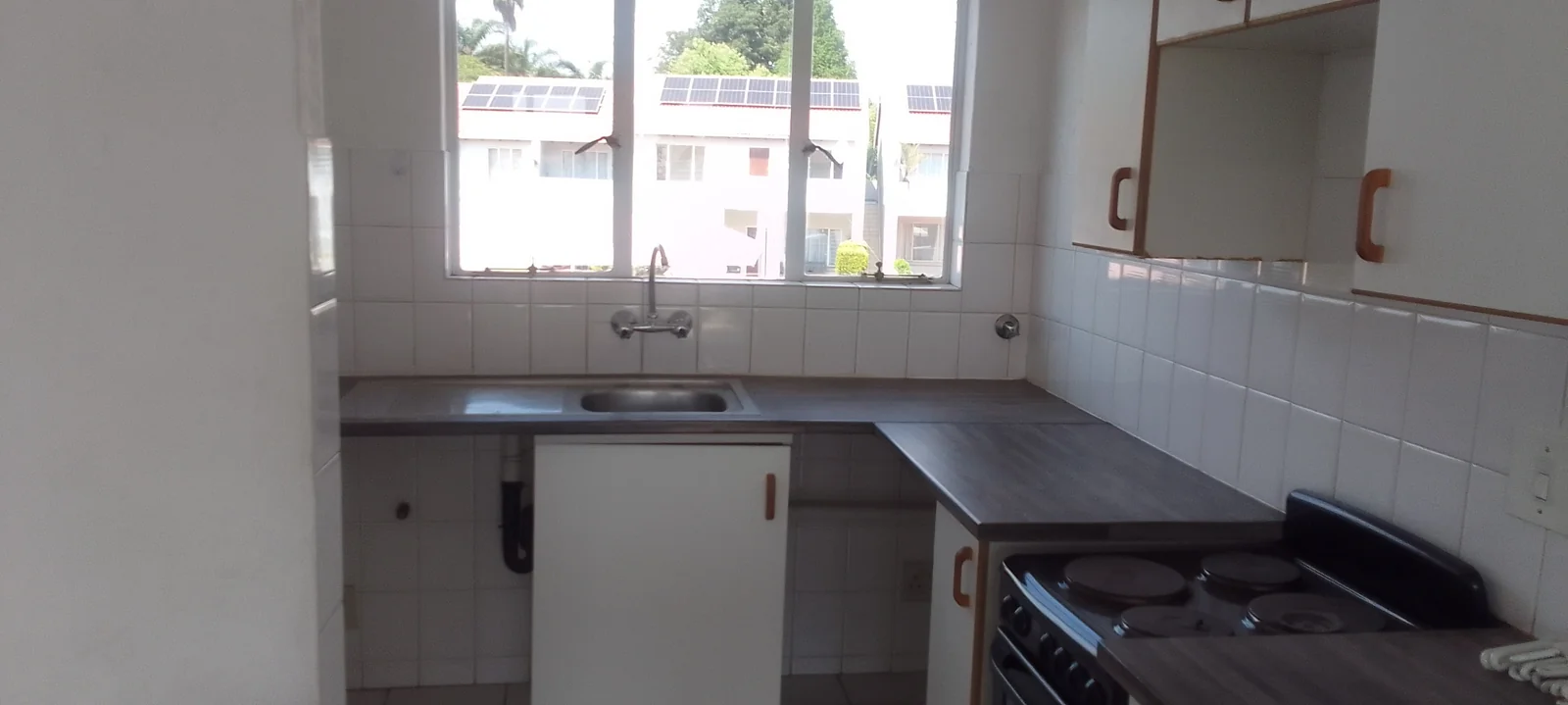 YOUR PERFECT START IN GLEN MARAIS – CHARMING 2-BEDROOM HOME IN AVONLEA