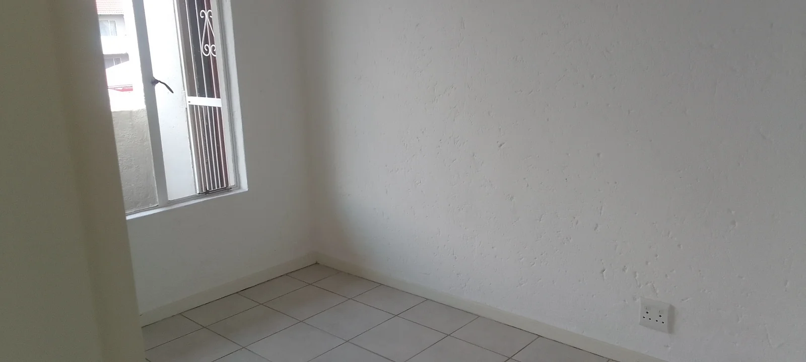YOUR PERFECT START IN GLEN MARAIS – CHARMING 2-BEDROOM HOME IN AVONLEA