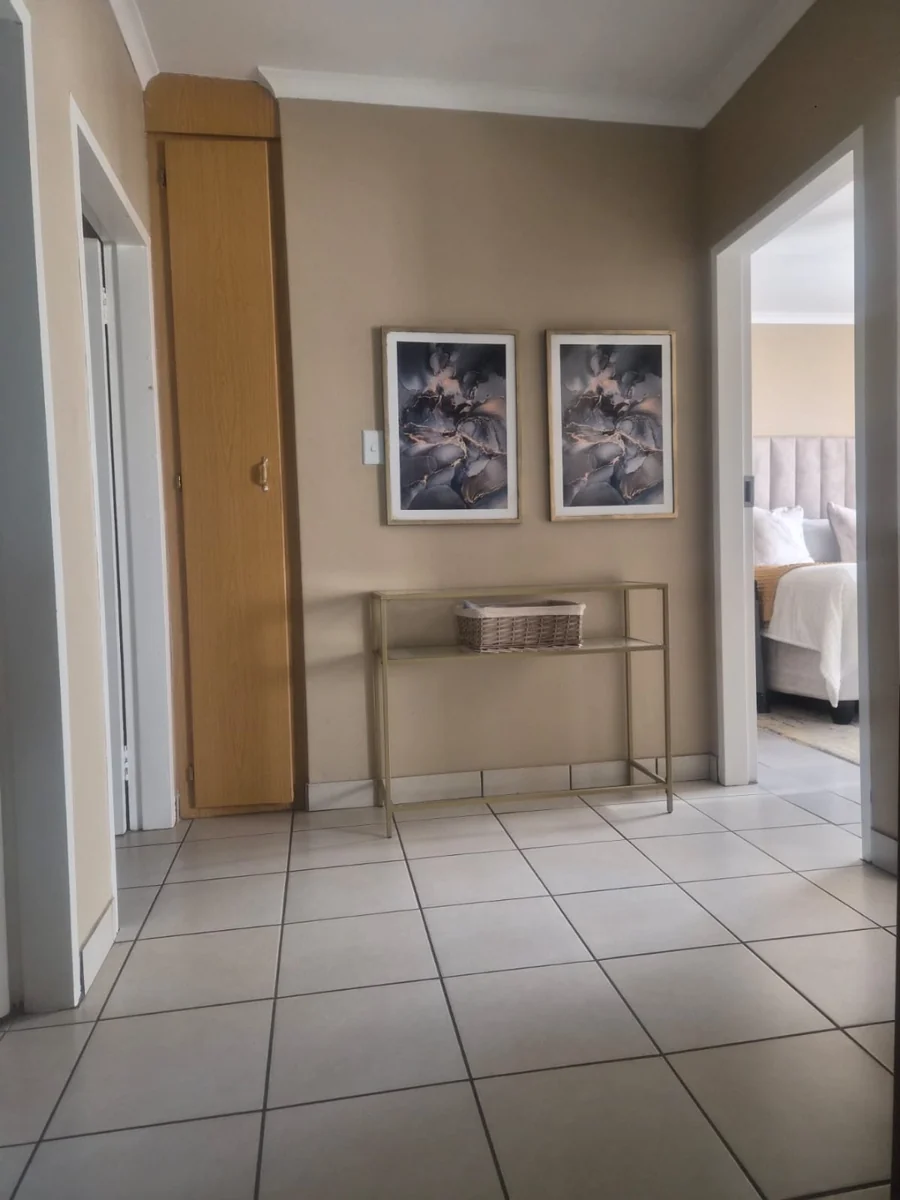 House to Rent in Waterval East