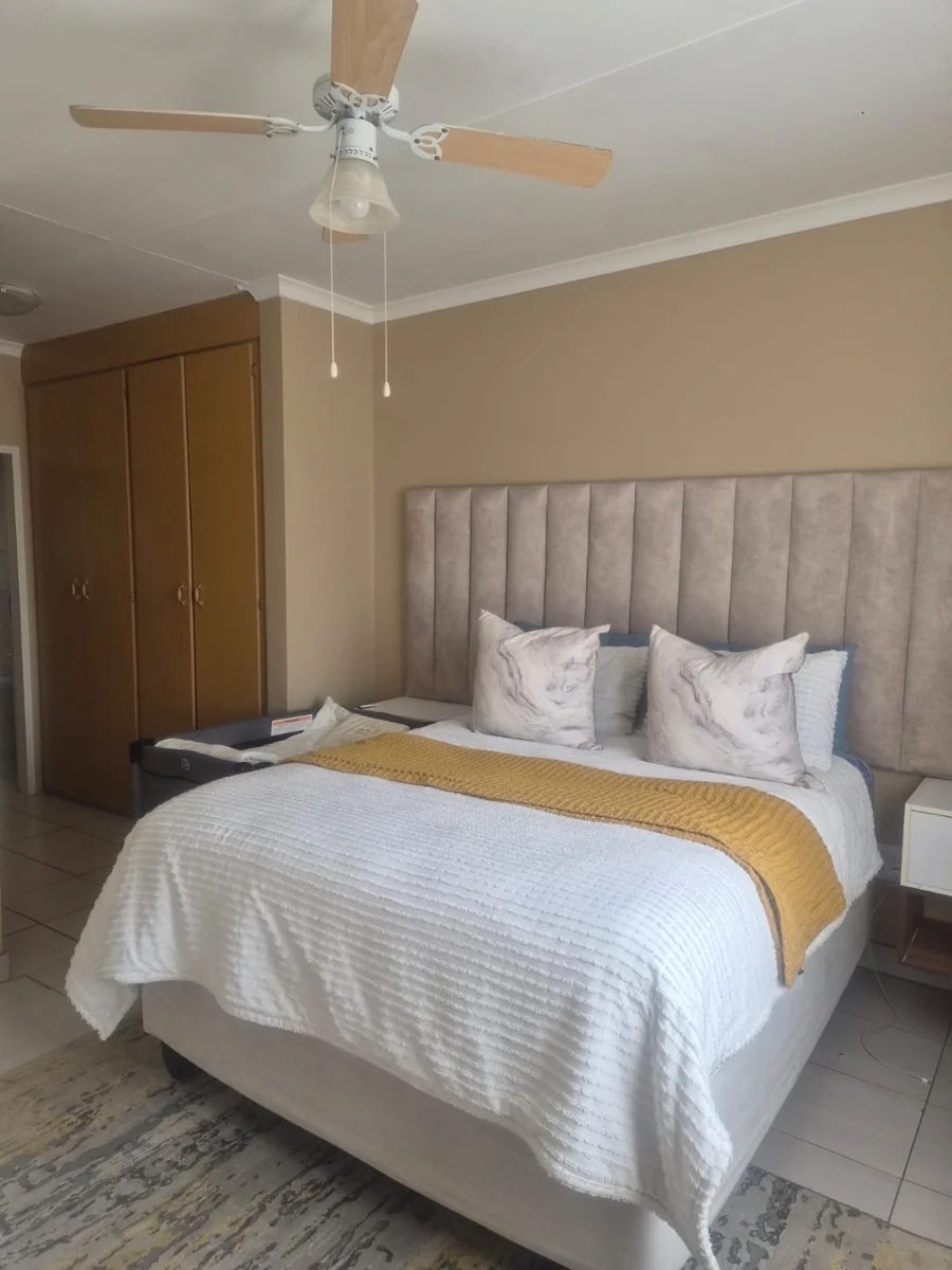 House to Rent in Waterval East