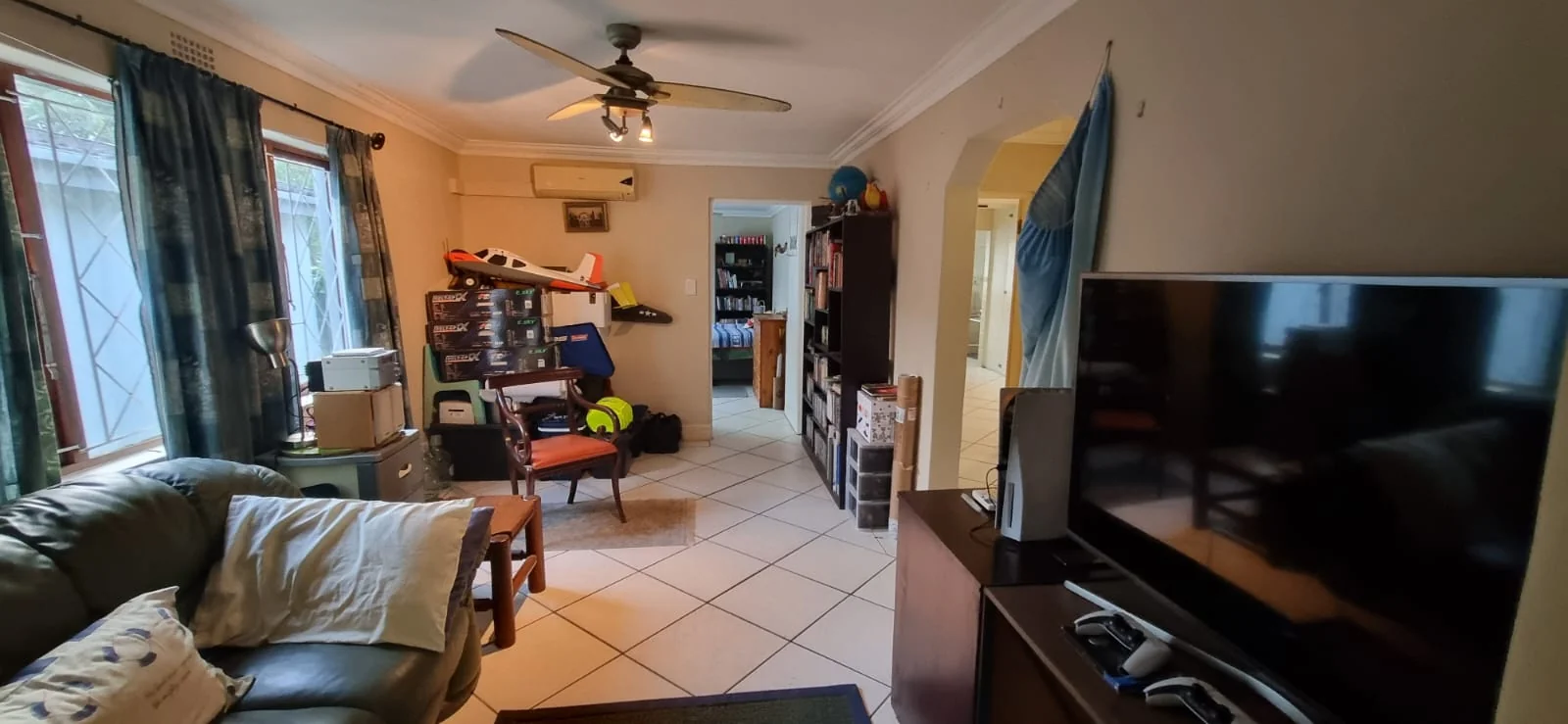 SPACIOUS FAMILY HOME WITH FLATLET