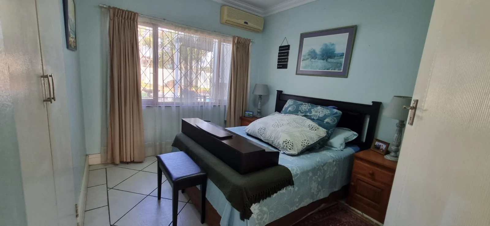 SPACIOUS FAMILY HOME WITH FLATLET