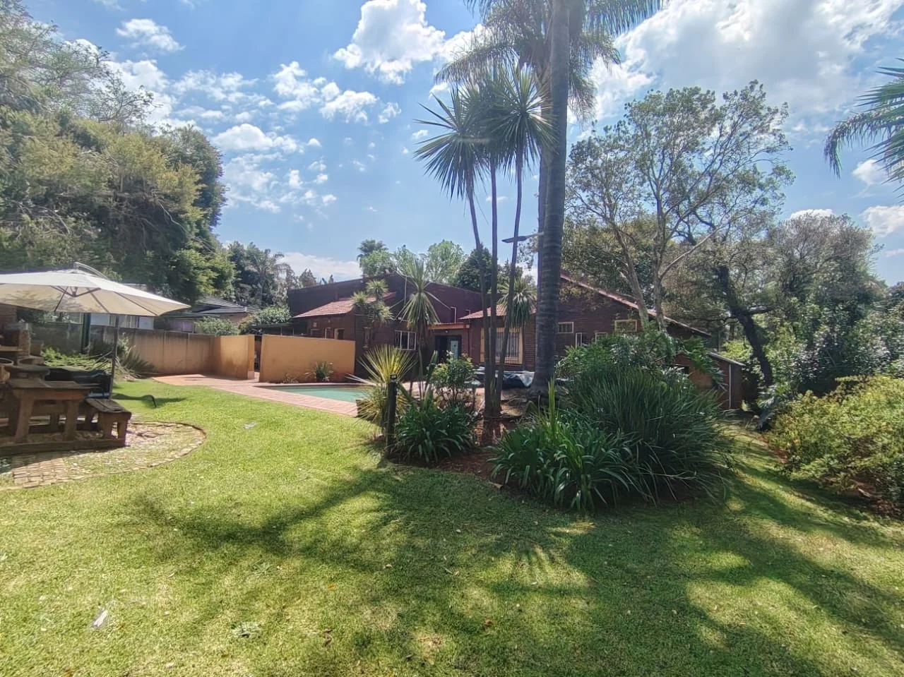 The most Gorgeous Garden setting and Wonderful home space for the whole family