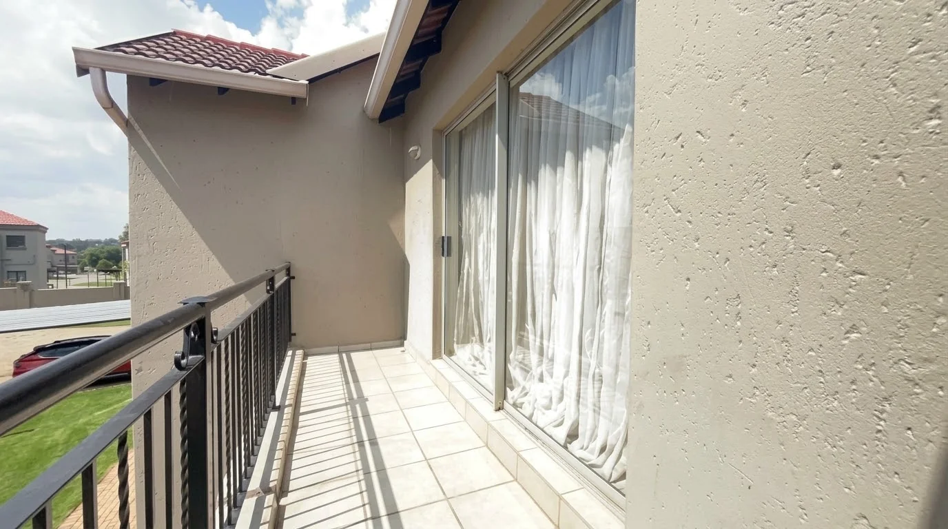 2 Bedroom 2 Bathroom Unit in Willowbrook