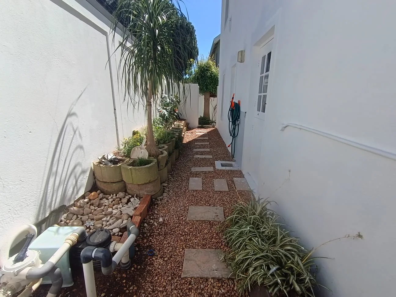 An Entertainer’s Paradise – Stylish Family Living in Welgevonden Estate