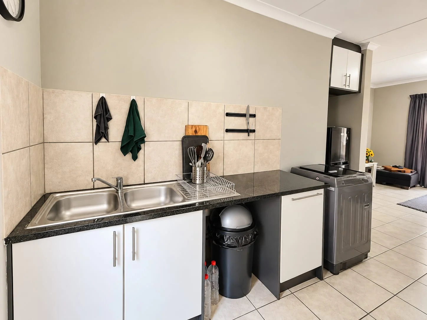 Ground-Floor Pet Friendly Gem, in Clover Hill, Rynfield