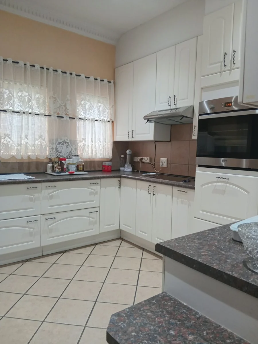 Luxurious & Secure 3-Bedroom Full-Title Villa with Solar Power & Exceptional Entertainment Space