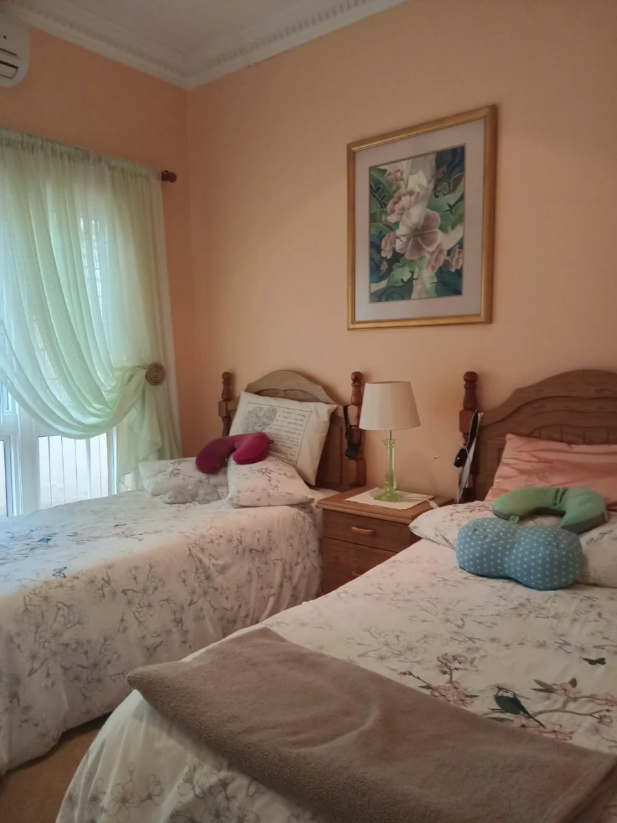 Luxurious & Secure 3-Bedroom Full-Title Villa with Solar Power & Exceptional Entertainment Space