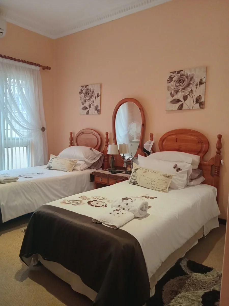 Luxurious & Secure 3-Bedroom Full-Title Villa with Solar Power & Exceptional Entertainment Space