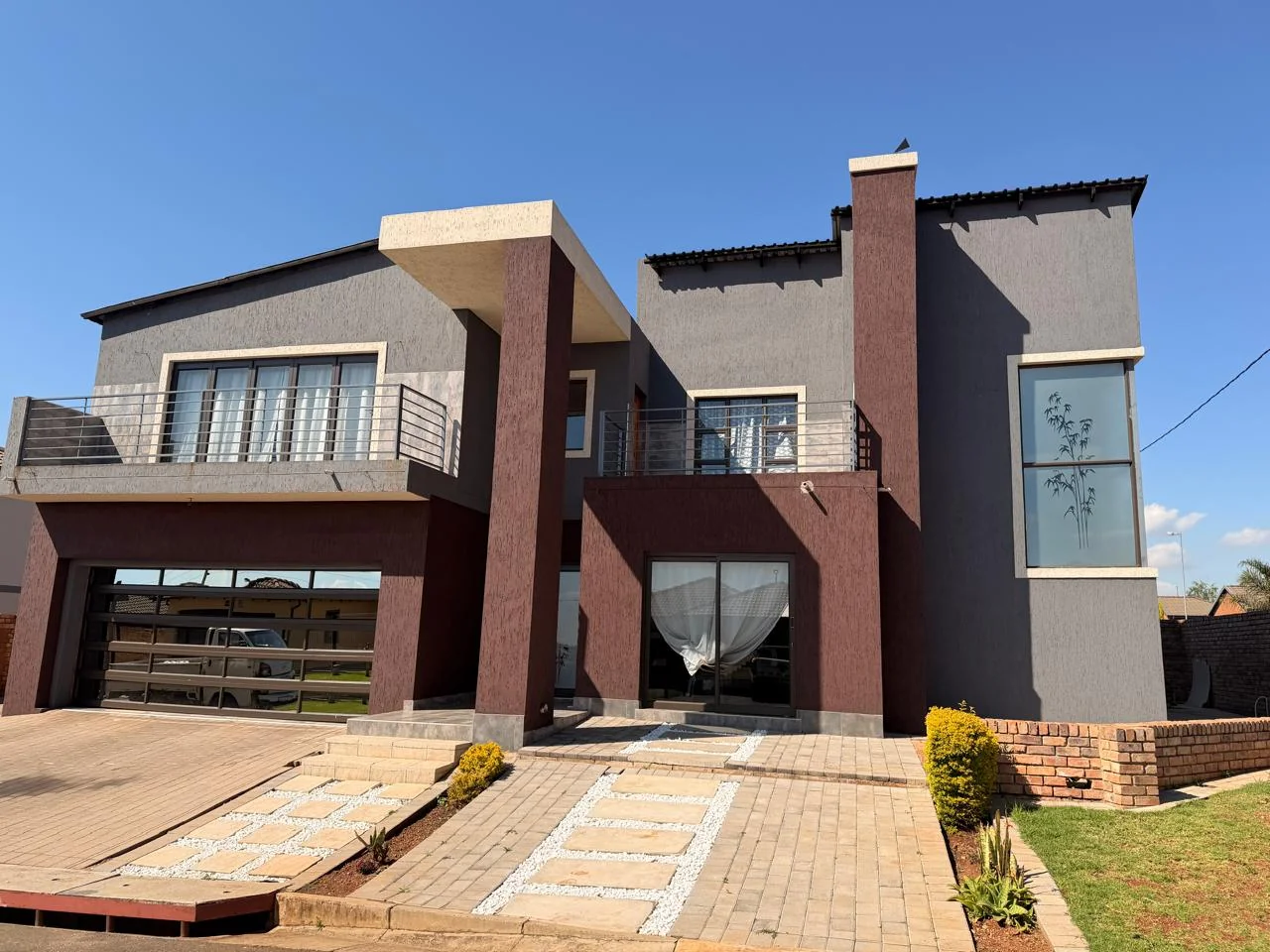 4 BEDROOM DOUBLE STOREY SHELL FOR SALE IN PARKLANDS SECURITY ESTATE - CLAYVILLE <br/><br/>