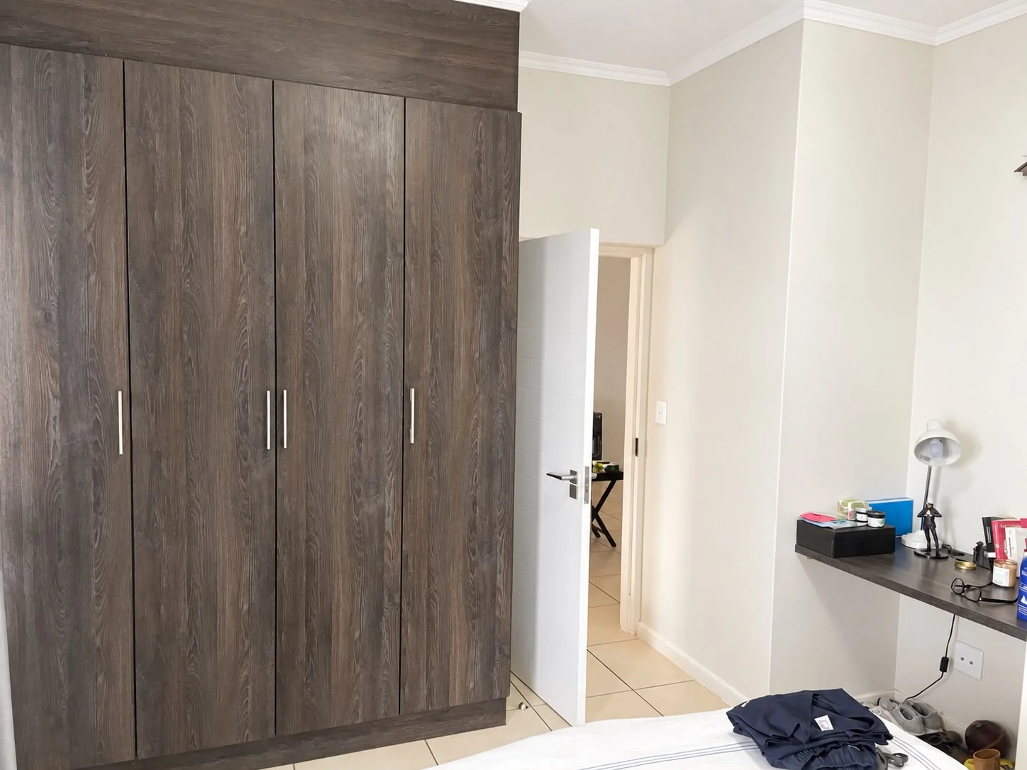 LUXURY 1-BEDROOM APARTMENT | MODERN LOCK-UP-AND-GO
