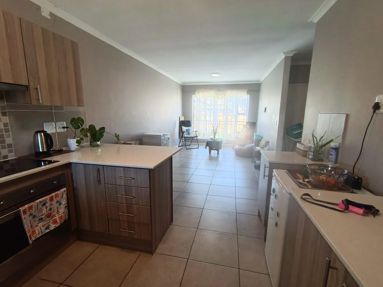 LIGHT-FILLED 2-BEDROOM APARTMENT WITH LOVELY VIEWS – NUUTGEVONDEN
