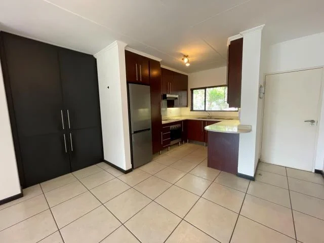 YOUR PERFECT STARTER HOME – MOVE-IN READY & PET FRIENDLY!