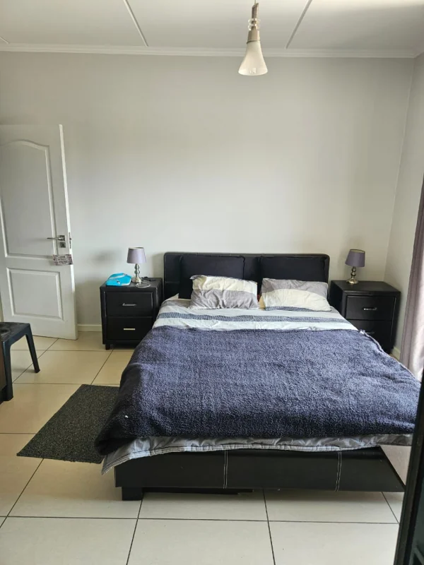 2-BEDROOM, 2-BATHROOM PET-FRIENDLY HOME