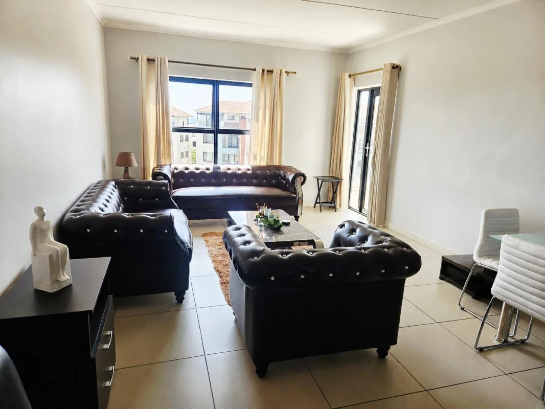 2-BEDROOM, 2-BATHROOM PET-FRIENDLY HOME