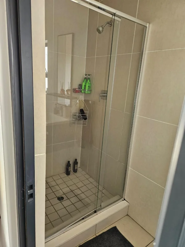 2-BEDROOM, 2-BATHROOM PET-FRIENDLY HOME
