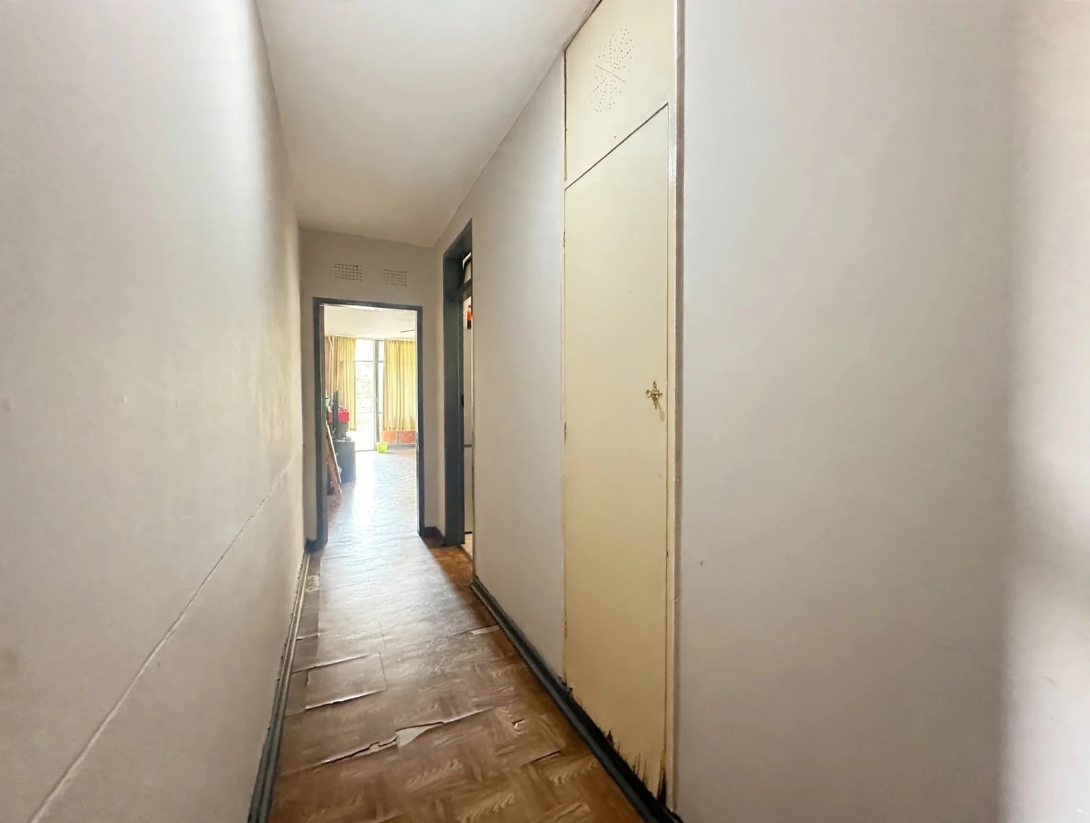 2 Bedroom apartment in Florida Lake for Sale