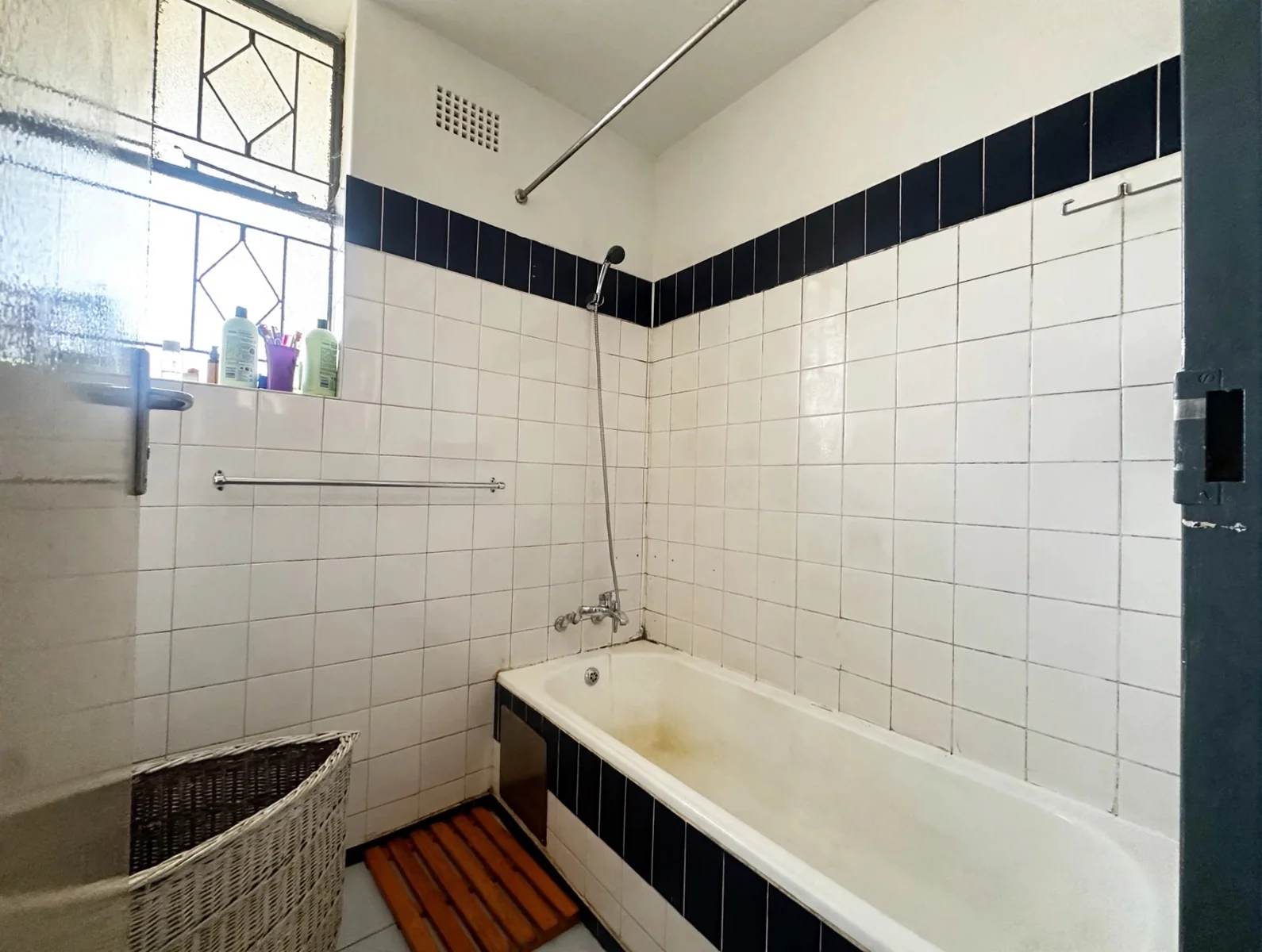 2 Bedroom apartment in Florida Lake for Sale