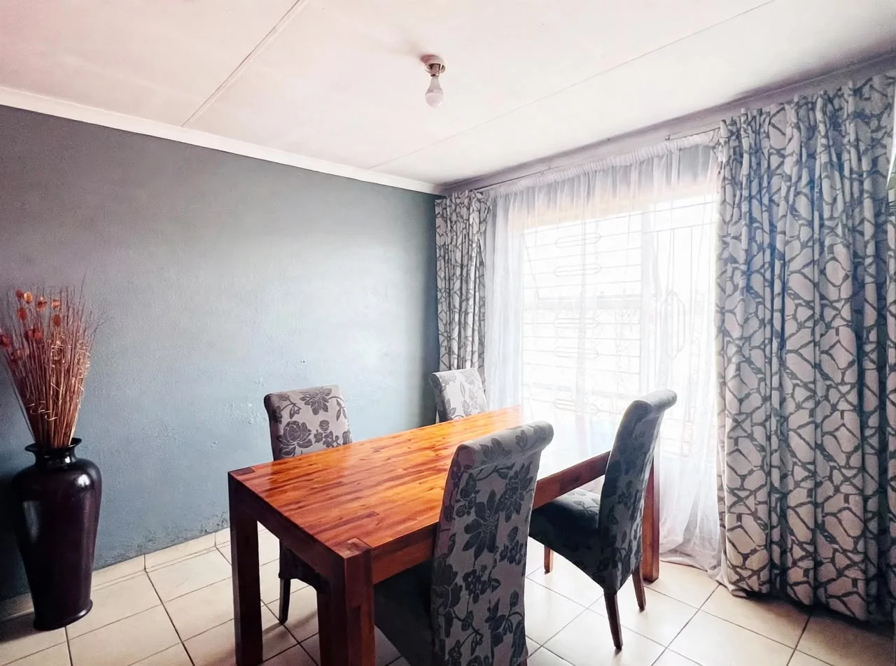 Your Next Chapter Begins Here: A Secure Family Haven in Clayville - R1,200,000