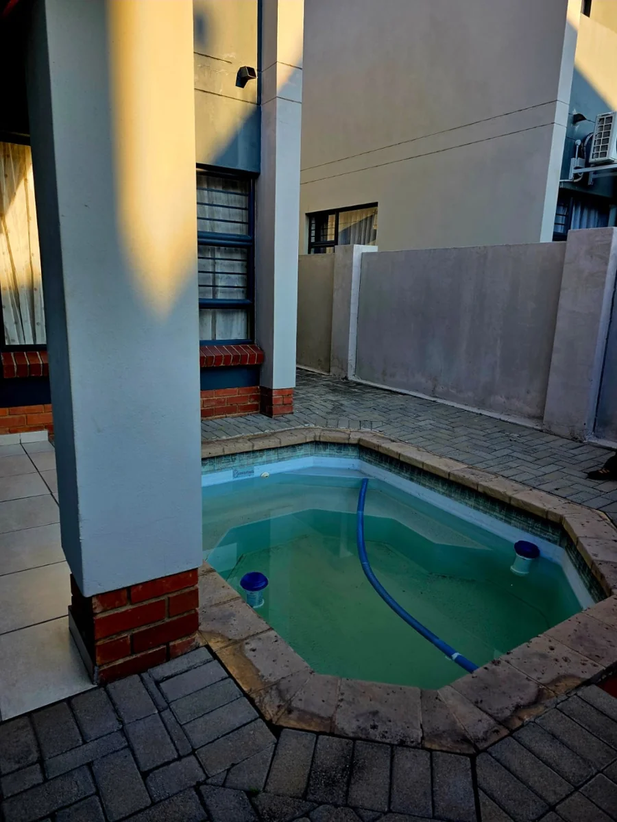 House for Sale in Waterkloof