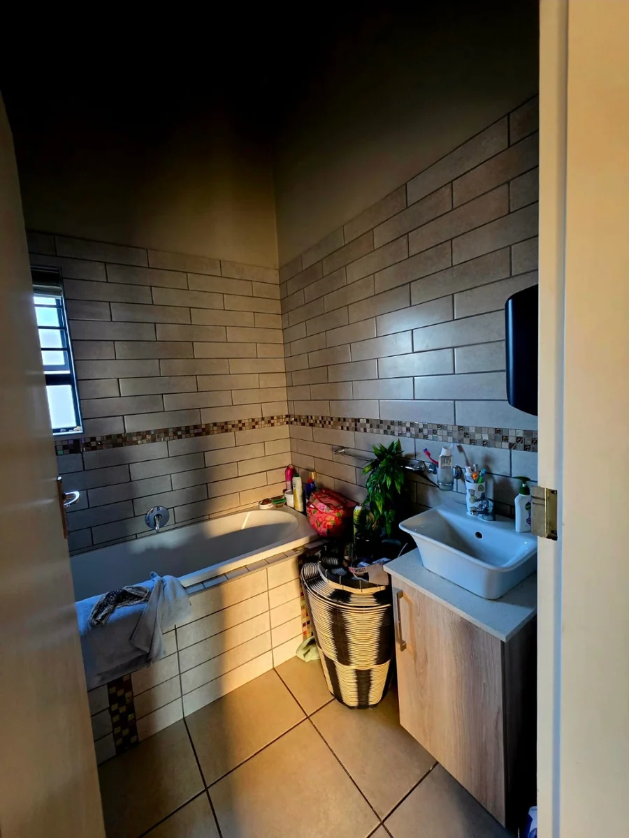 House for Sale in Waterkloof