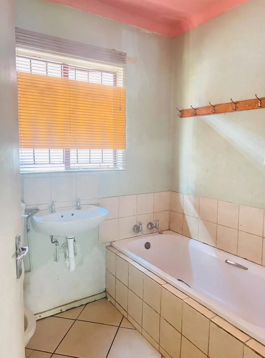 2-Bedroom House for Sale in Clivia Gardens, Clayville – Secure Complex Living