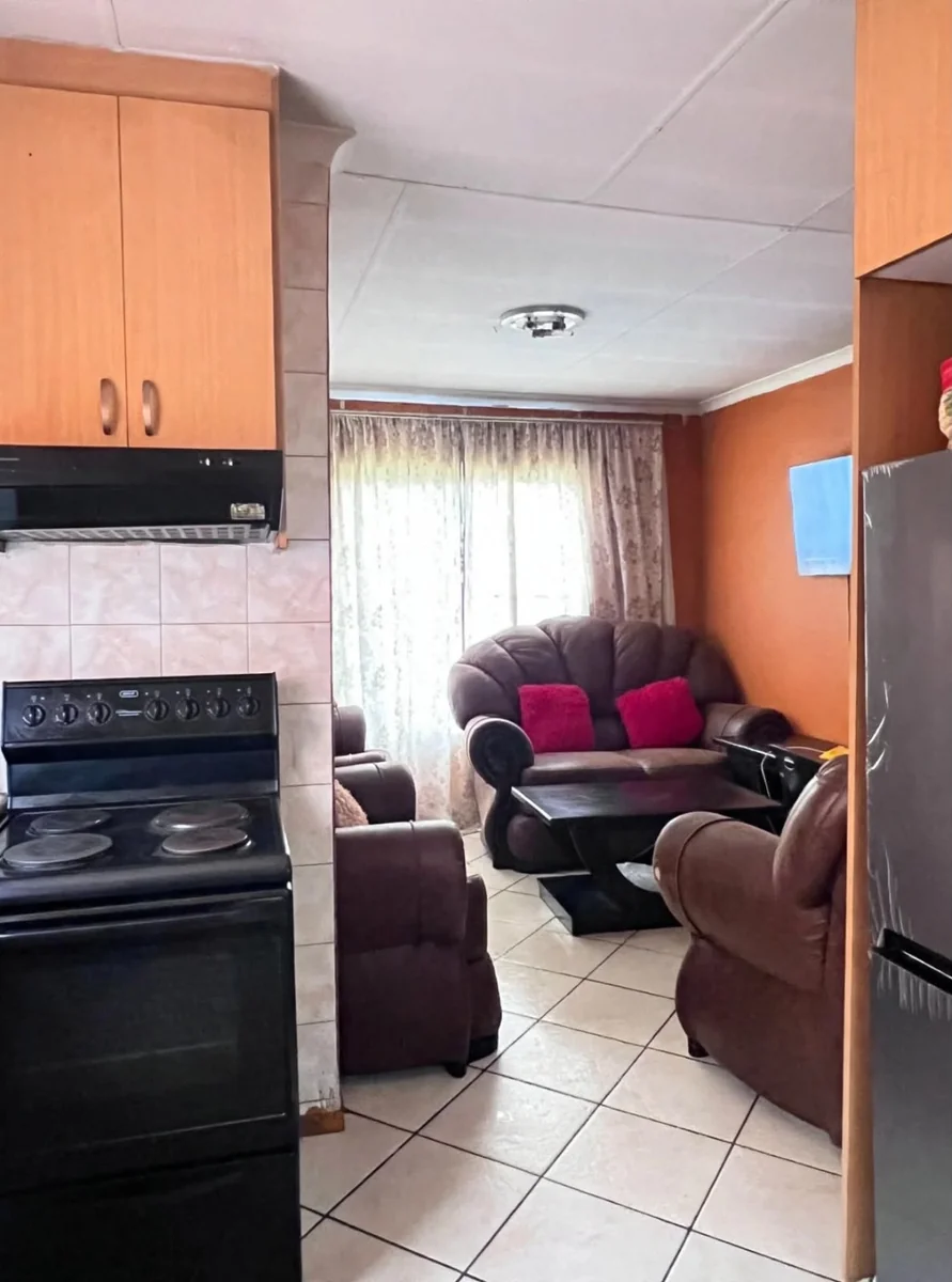 2-Bedroom House for Sale in Clivia Gardens, Clayville – Secure Complex Living